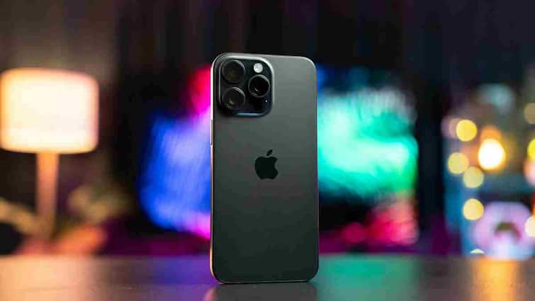 iPhone 17 के लॉन्च से पहले कौड़ियों के भाव मिल रहा iPhone 15 Pro Max, चेक करें कितनी होगी बचत TODAY TOP NEWS